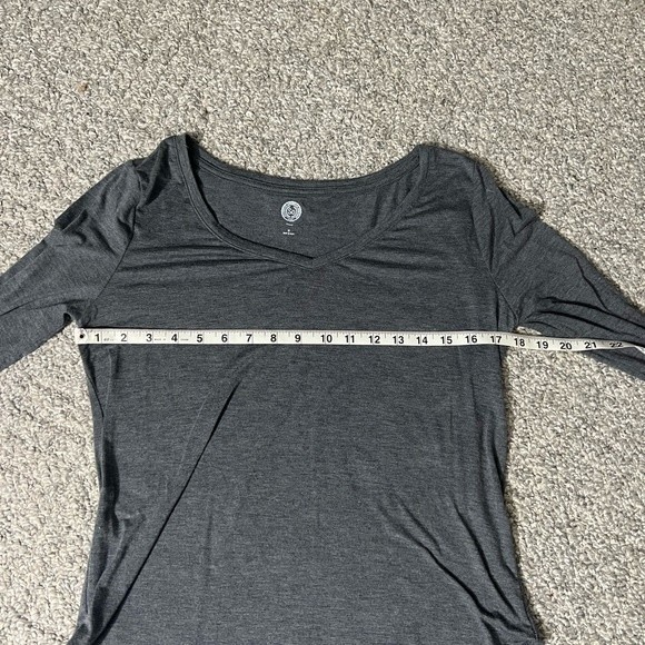 Women's Long Sleeve Tee | SO | Size Medium - Picture 3 of 4